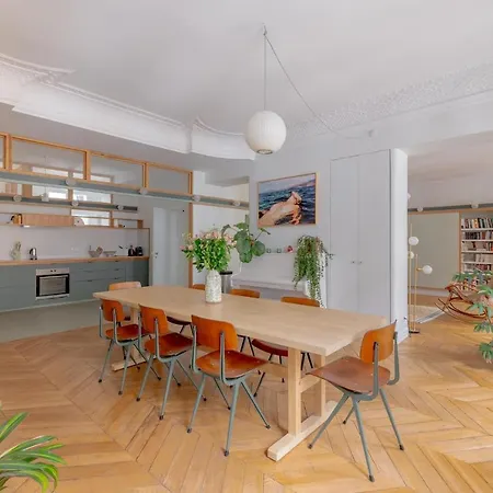Apartment Very Spacious And Stylish At The Opera. *